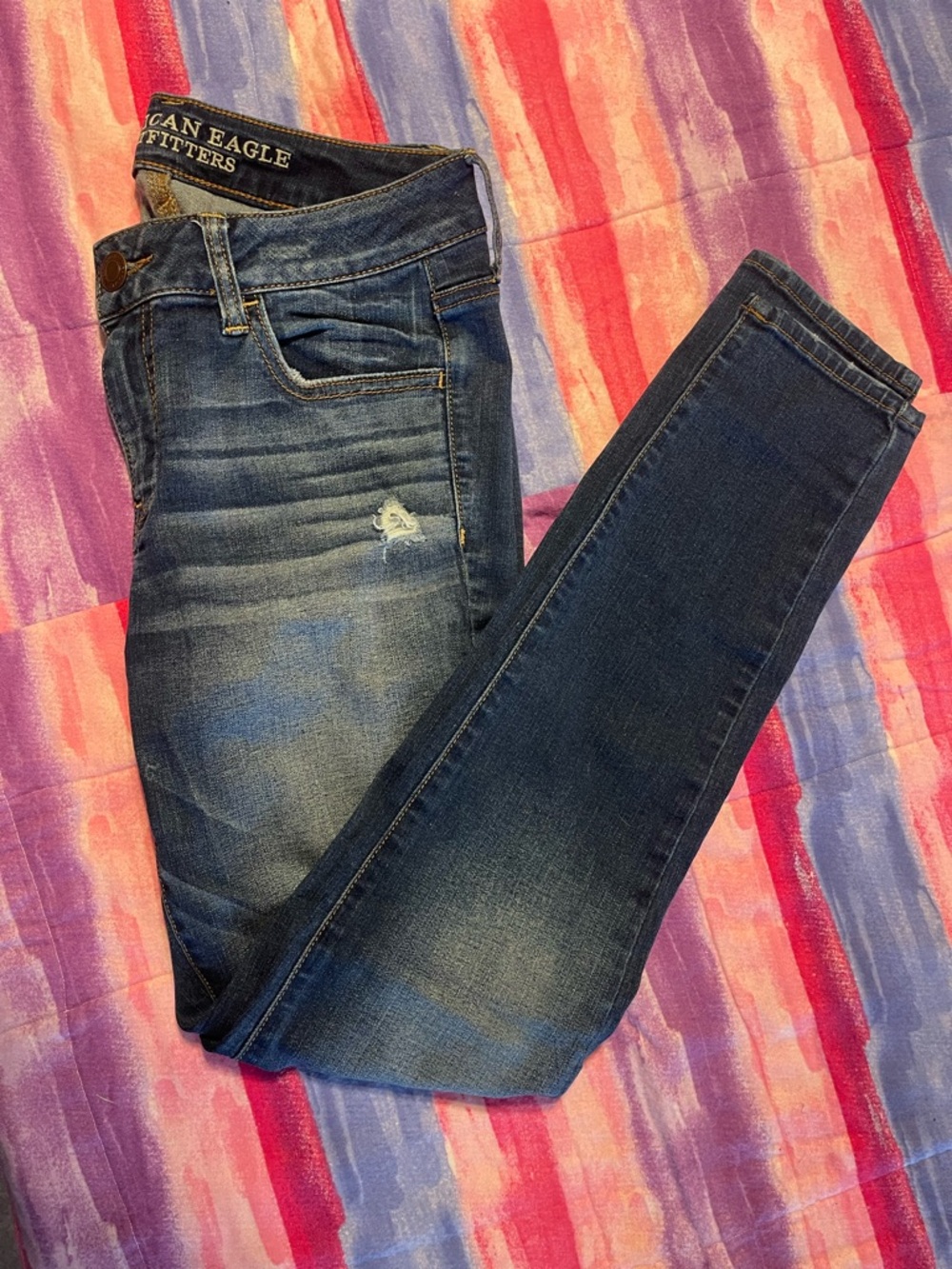 American Eagle Outfitters distressed Jegging jeans size 10